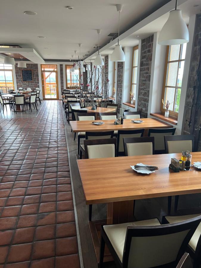 Hotel Krusnohorsky Dvur Cínovec Εξωτερικό φωτογραφία